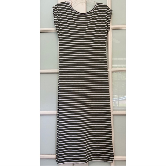 Olive Green made in Italy Midi Dress - Picture 2 of 7